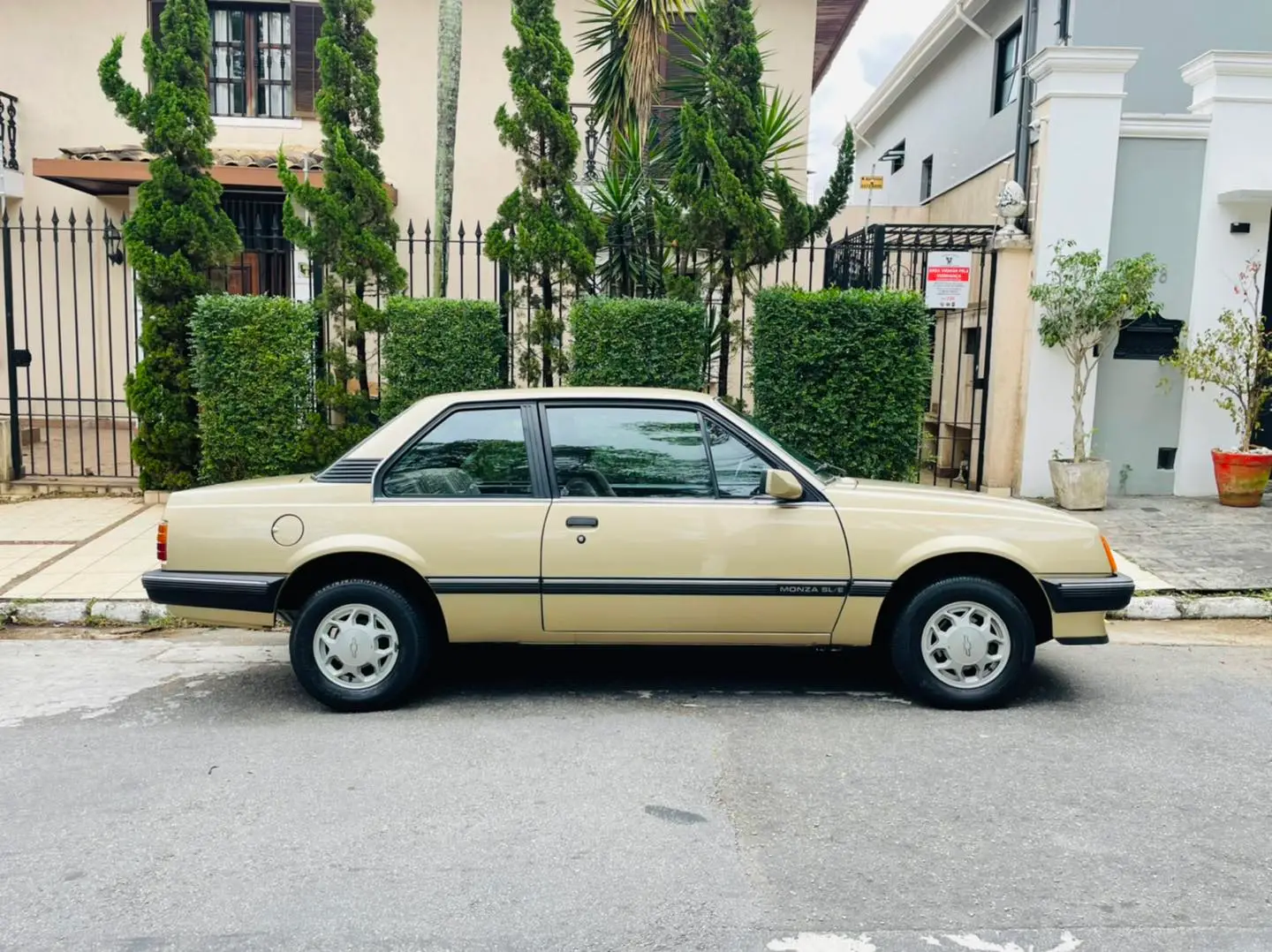 Chevrolet Monza SL/E 1.8 G / Foto: Julio Raridades