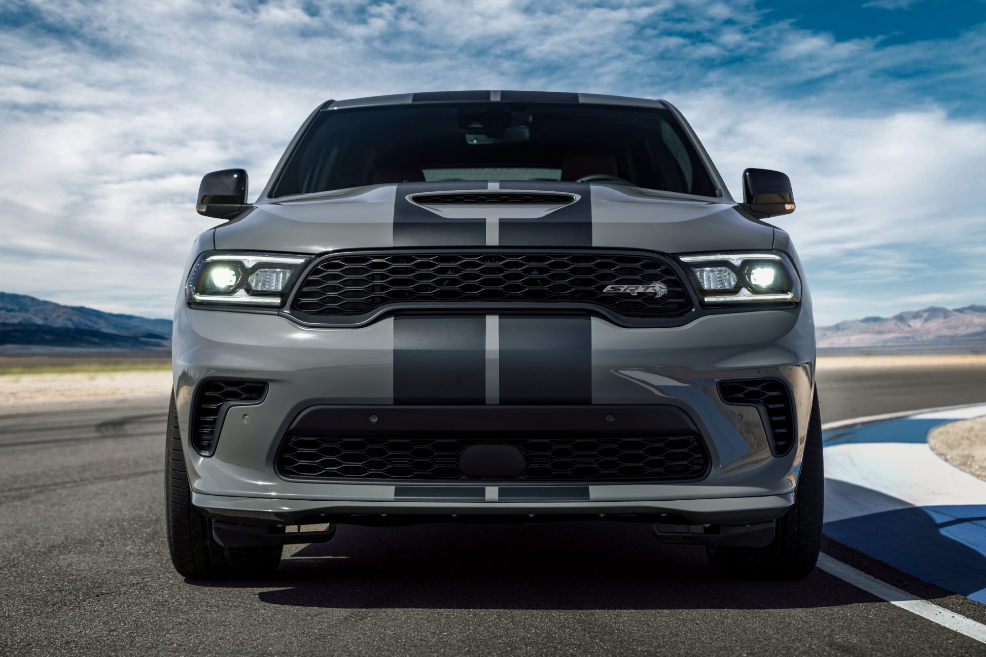 Dodge Durango Hellcat / Foto reprodução / Dodge