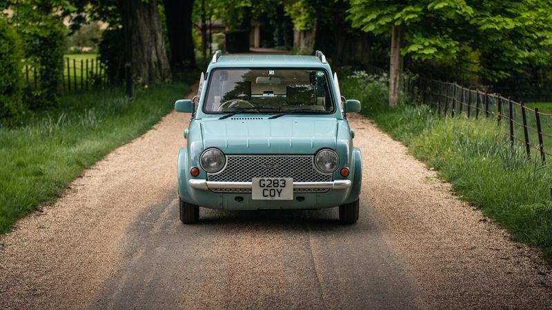 Nissan Pao ano 1989 / Foto reprodução / Car and Classic