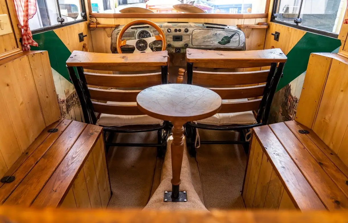 VW Fusca 1970 Holzhaus / Foto: Catawiki