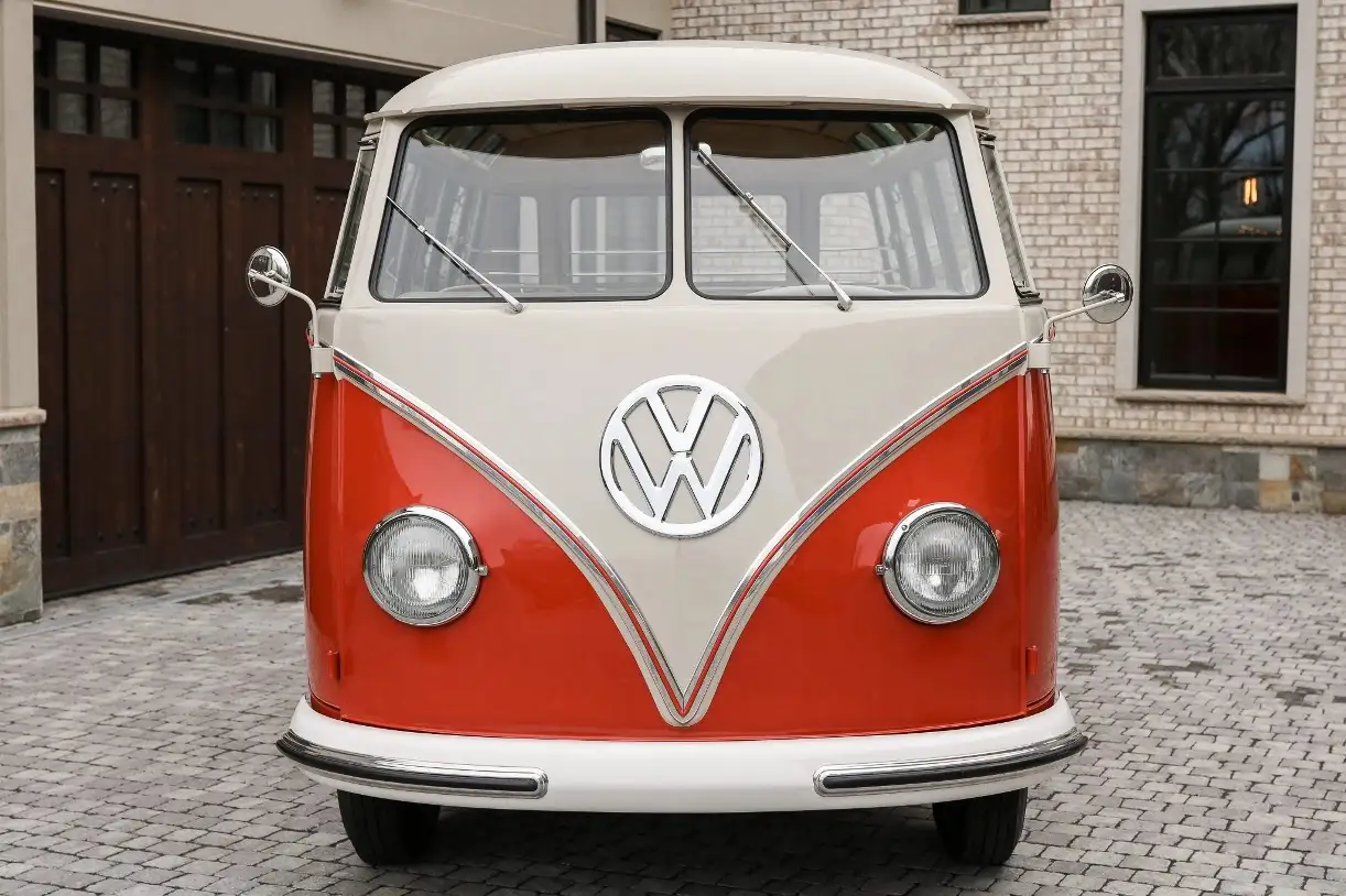 VW Kombi Corujinha 1959 / Foto reprodução / Bring a Trailer