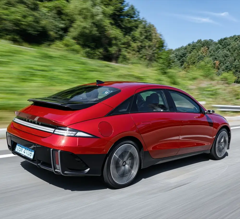 Hyundai Ioniq 6 / Foto reprodução / Hyundai