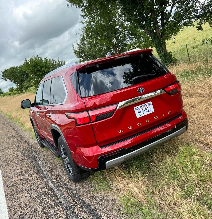 Novo Toyota Sequoia / Foto reprodução: Toyota