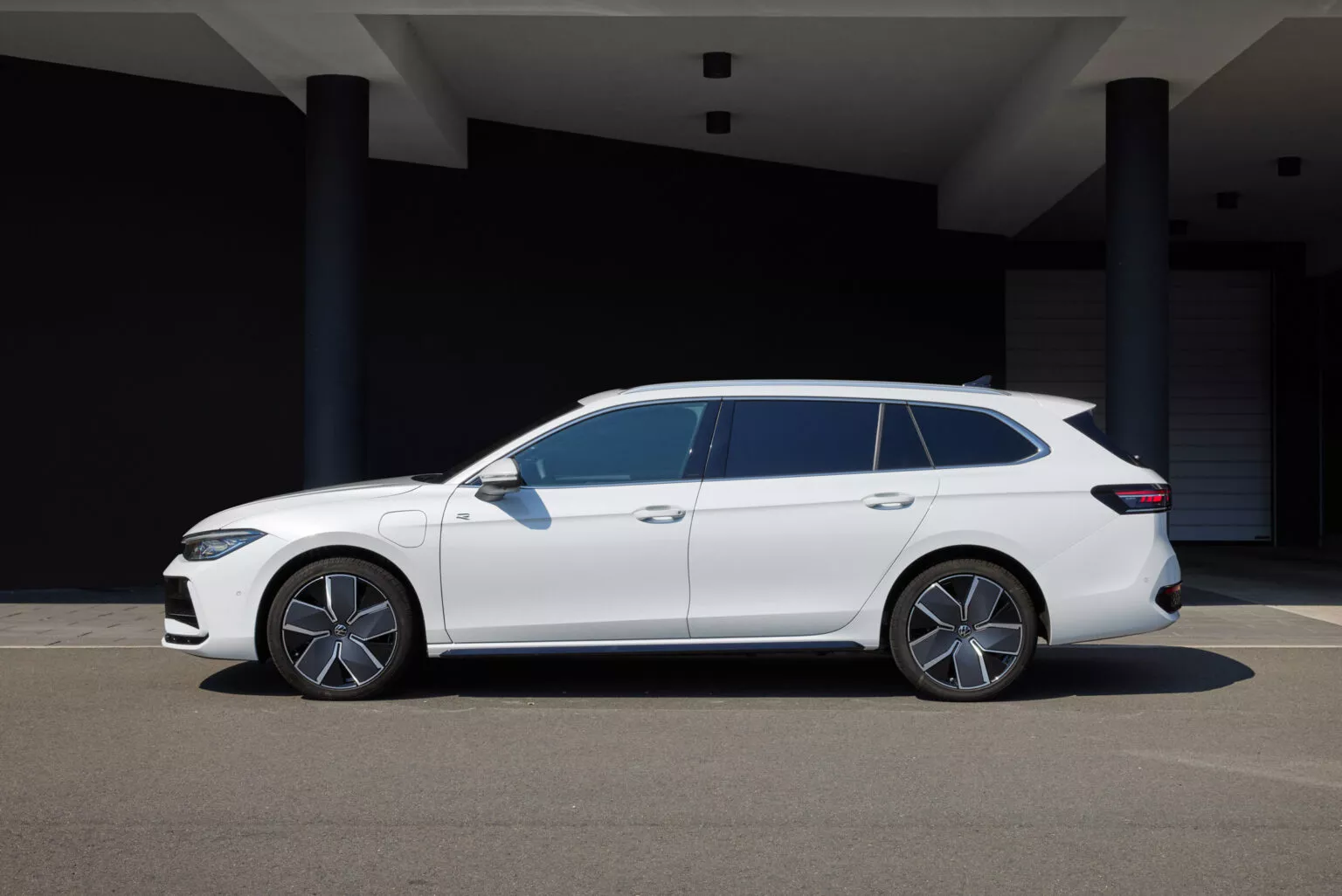 VW Passat 2024 / Foto reprodução / VW
