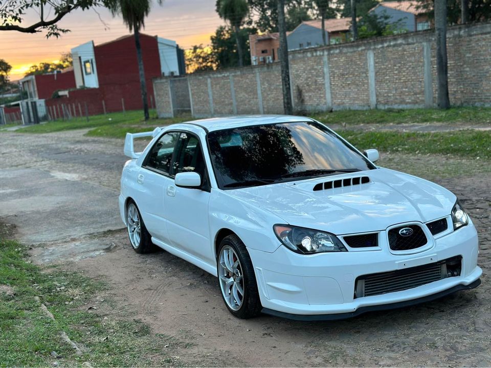 SUBARU IMPREZA 2006 / Foto reprodução / Facebook