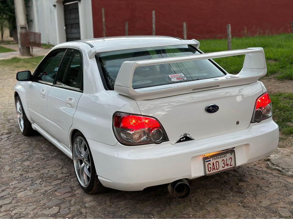 SUBARU IMPREZA 2006 / Foto reprodução / Facebook