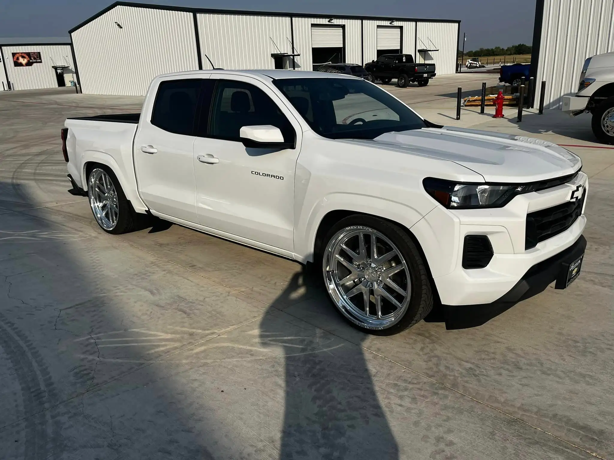 Nova Pickup Chevrolet Colorado rebaixada / Foto reprodução Facebook / Kenneth Mccay