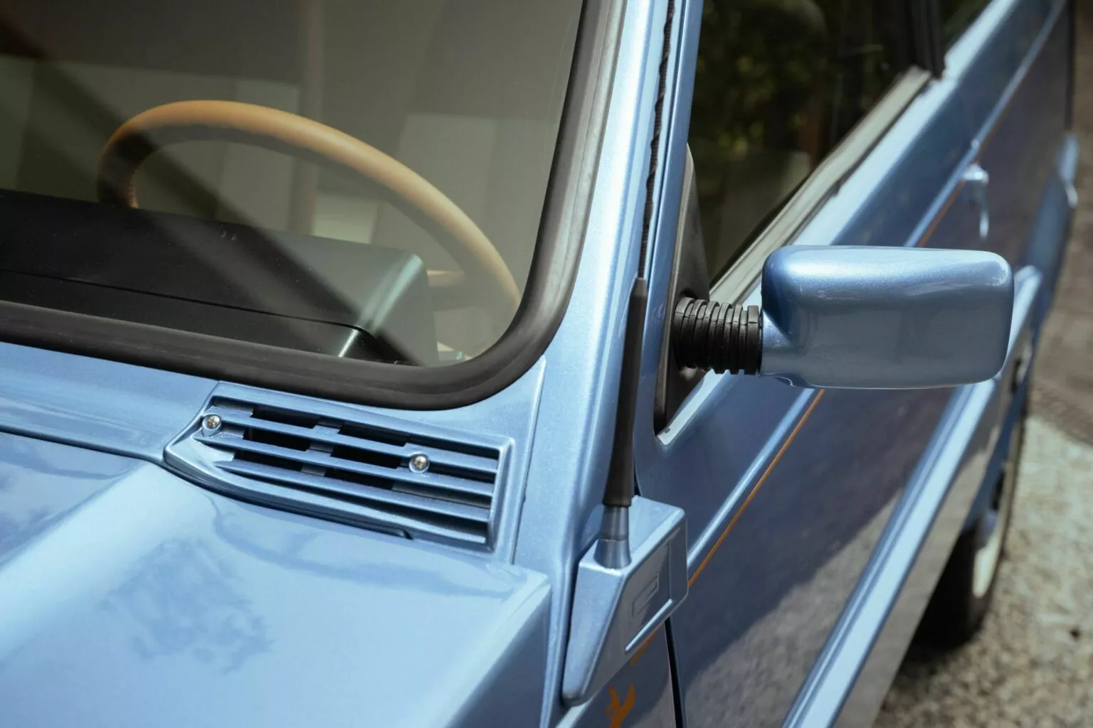 Fiat Panda 4x4 Piccolo Luso restaurado / Foto Reprodução: Niels van Roij Design / Dutch dealer Kaeve Cars