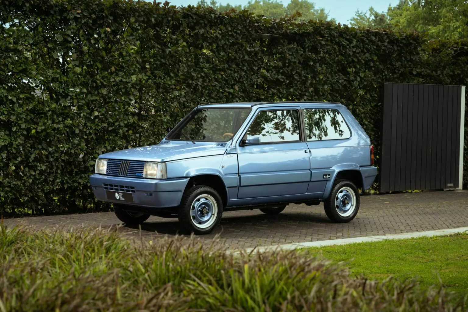 Fiat Panda 4x4 Piccolo Luso restaurado / Foto Reprodução: Niels van Roij Design / Dutch dealer Kaeve Cars