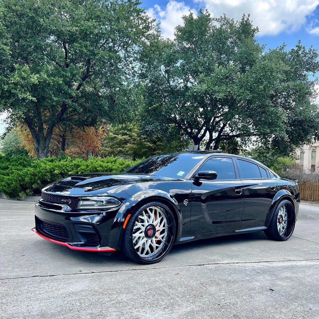 Dodge Charger SRT Hellcat / Foto: Forgiato / Instagram