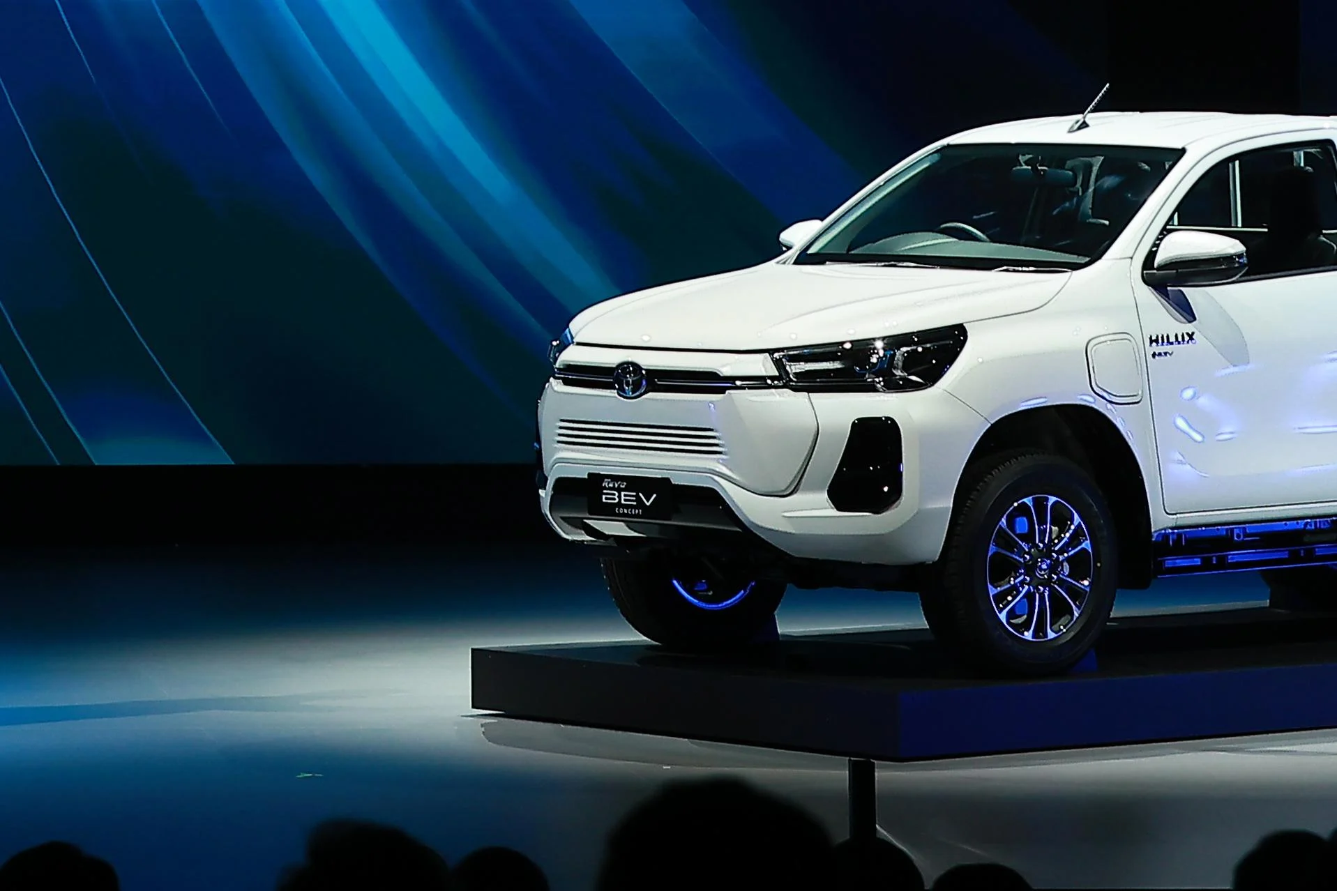 Protótipo elétrico da Toyota HiLux / Foto reprodução
