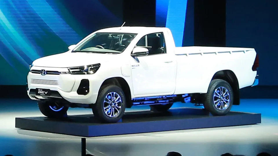 Protótipo elétrico da Toyota HiLux / Foto reprodução