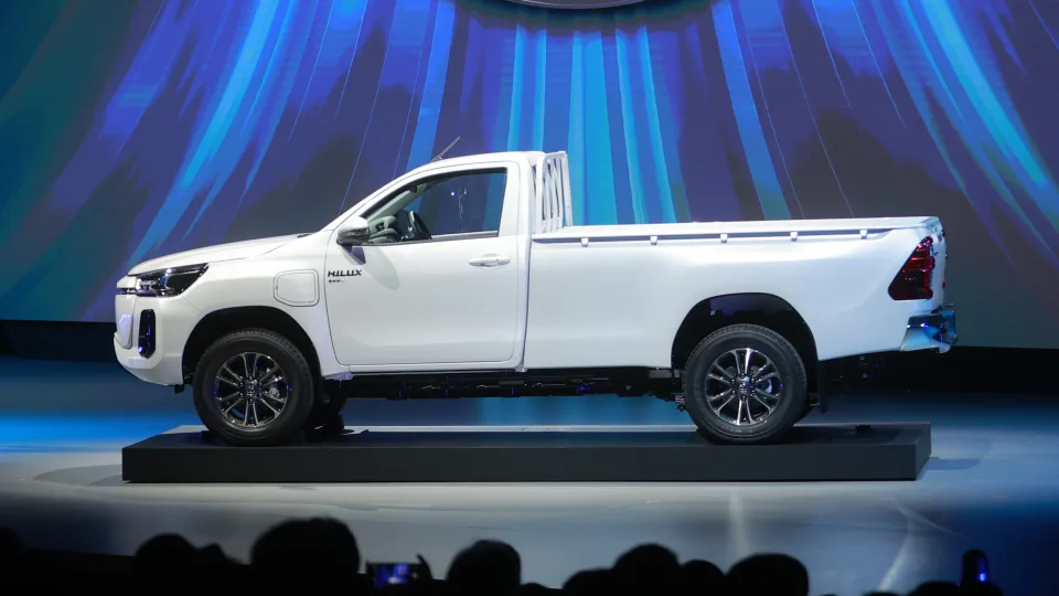 Protótipo elétrico da Toyota HiLux / Foto reprodução