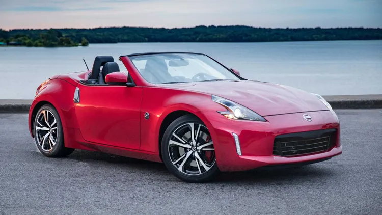 Nissan 370Z Roadster Touring Sport / Foto: Motor1