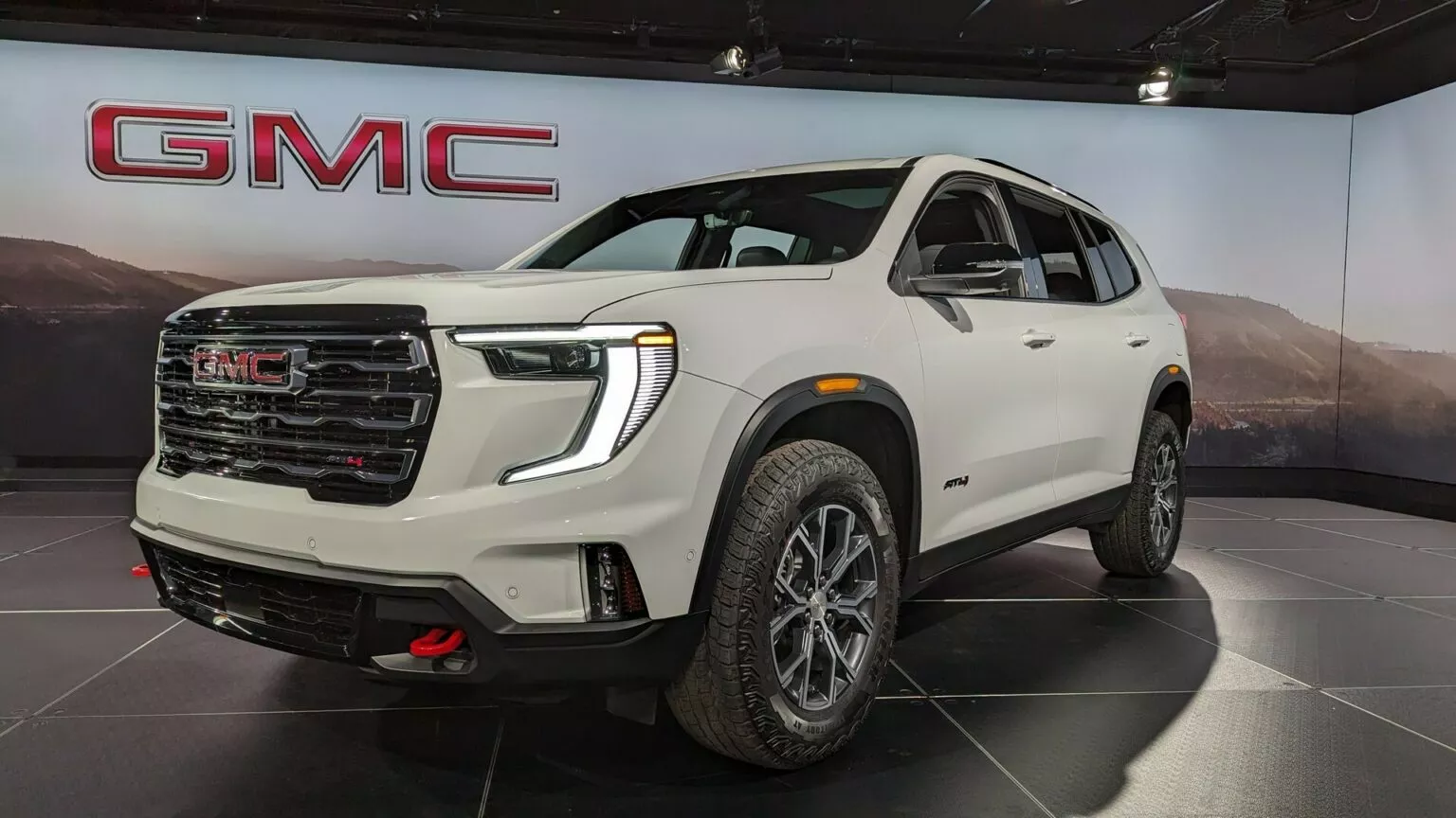 GMC Acadia 2024 / Pictures: Michael Gauthier / CarScoops