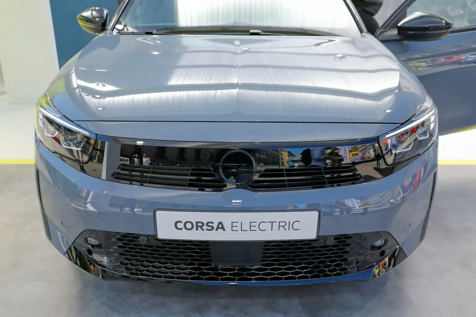 Novo Opel Corsa Electric 2024 / Photo: Baldauf / ten Brink / Carscoops