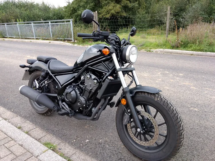 Honda CMX 500 Rebel - (A partir de 2017) Foto: Wikimedia