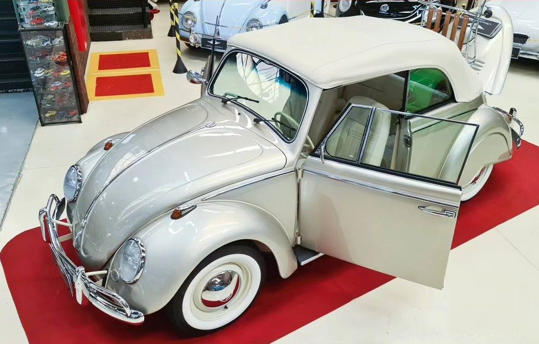 VW Fusca Cintilante / Foto: Trocar Autos Antigos