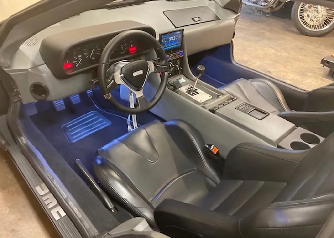 DeLorean DMC-12 1981 / Foto reprodução / Youtube / Lpl Lol