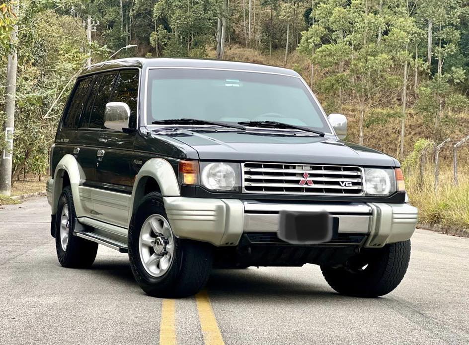 Mitsubishi Pajero GLS 1995 / Foto reprodução / Julio Raridades