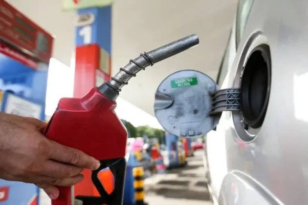 Impacto da Nova Greve dos Caminhoneiros: Gasolina Pode Chegar a R$ 10 e Abalar Infraestrutura no Brasil