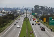 Paraná Registra Emplacamentos Recordes em 2025 com Redução de 45% do IPVA para 2026