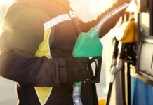 Prepare o bolso: Gasolina e Gás de Cozinha vão subir em janeiro de 2026; entenda novo ICMS