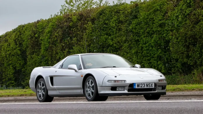 Honda vai “ressuscitar” carros clássicos com peças originais e restauração de fábrica para lendário NSX