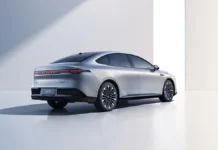 Novo Nissan N7, sedã elétrico gigante “anti-BYD Seal” é flagrado em SP