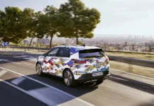 Super Polo vem aí: VW revela hatch elétrico com 226 cv e porta-malas maior que muito SUV