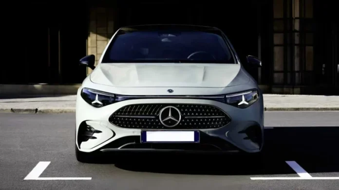 Mercedes CLA 200 com motor chinês da Geely?