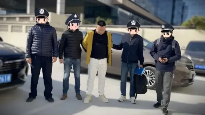 Rede Criminosa Usava IA para Difamar Montadoras Chinesas: Polícia Chinesa Prende 12 e Bloqueia 8 Mil Contas