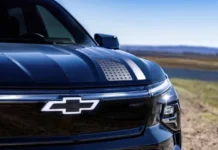 Nova Geração da Chevrolet Silverado 2027: Patentes Revelam Design Futurista e Indícios de Motor V8