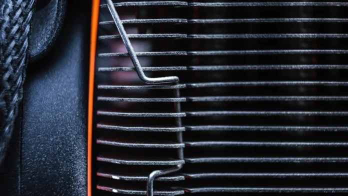 Descubra os 5 Principais Sinais de Problemas no Radiador do Seu Carro e Evite Danos ao Motor